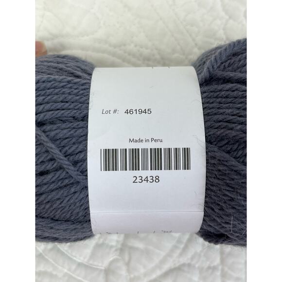 Lot of 2-Sk Wool of the Andes, Peruvian Highland Wool, Worsted, Myst - Picture 4 of 7